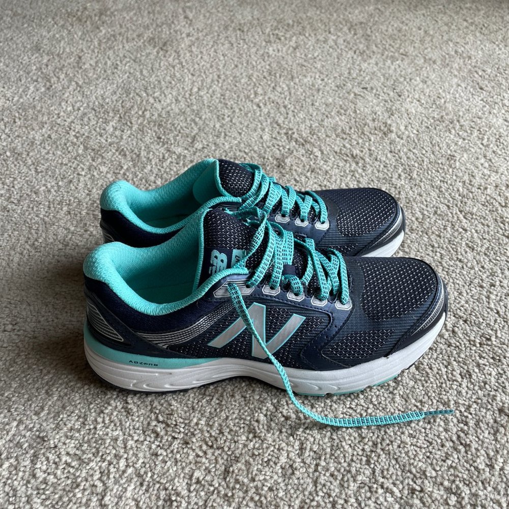 New Balance ABZORB 560v7